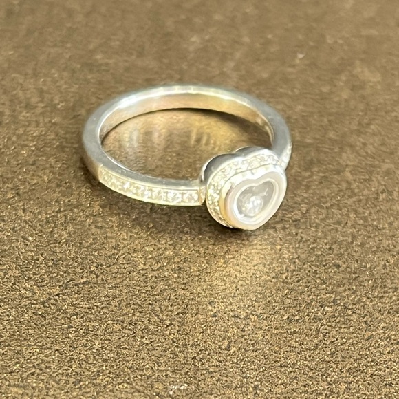 Chopard Happy Diamonds White Gold Diamond Ring - Picture 6 of 13